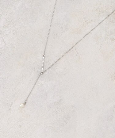 パール調ビジューバーY字ショートネックレス