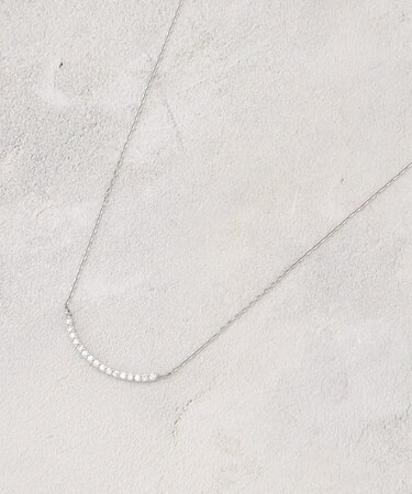 キュービックビジューショートネック