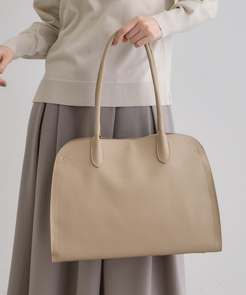 【今週末限定値下げ】 Hoaw. ボストンバッグ　トープ　A4入るサイズ Hoaw.】ボストンバッグ トープ A4入るサイズ 【Hoaw.】ボストン