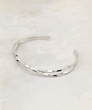 クロスメタルバングル