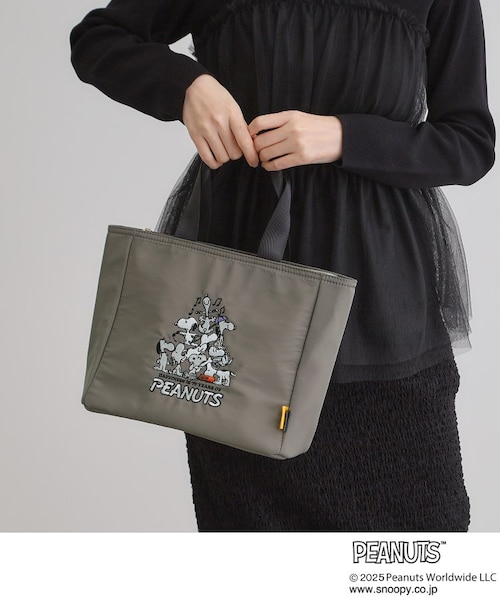 【ハレル】SNOOPY PEANUTS ワッペン 刺繍 ナイロン PEANUTS75th】ナイロン刺繍トート｜グローブの通販｜&mall（アンド