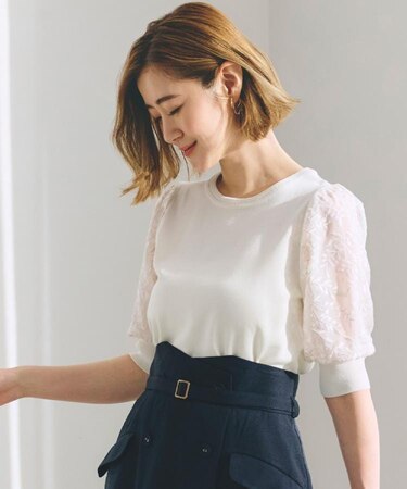 ほんのり透ける抜け感がポイント！袖刺繍5分袖プルオーバー
