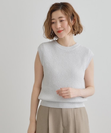 ラメの上品な輝きが魅力 ラメカノコスリーブレスニット