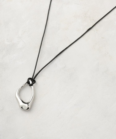 【ネックホルダー】変形オーバルコードネックレス