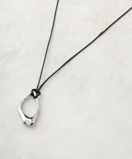 【ネックホルダー】変形オーバルコードネックレス