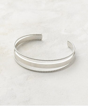 トリプルラインバングル