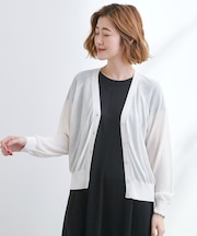 さっと二の腕カバー　大人な抜け感シアーラグランVネックカーデ