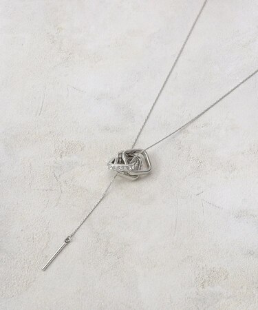 スクエアビジューリングネックレス