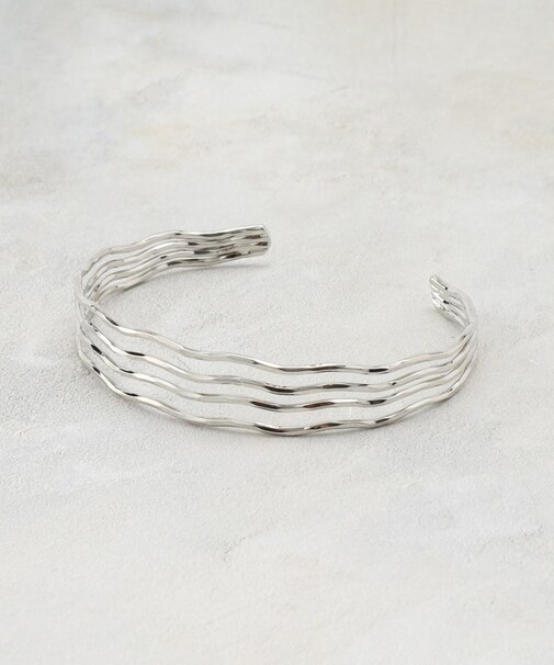 4ラインバングル