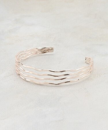 4ラインバングル