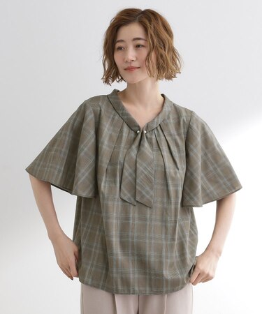 【お仕事/二の腕カバー】パール調使いが華やか 上品ボウタイブラウス