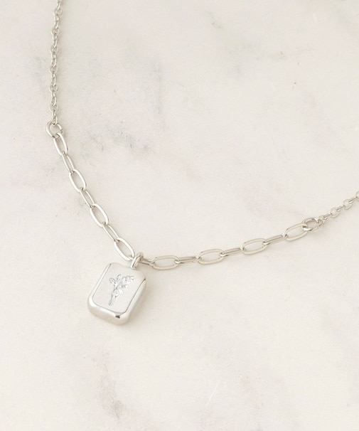 メタルメダリオンショートネックレス