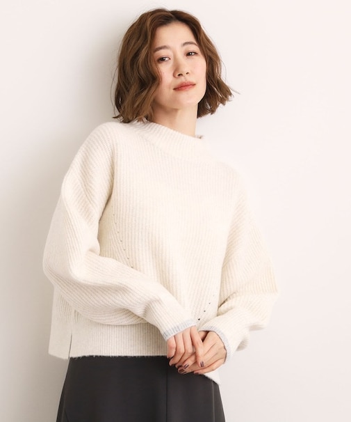 【洗える】ふんわりウール混ボトルネックニット