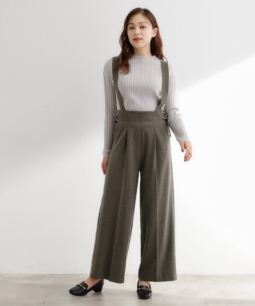 サス付きセンタープレスワイドパンツ