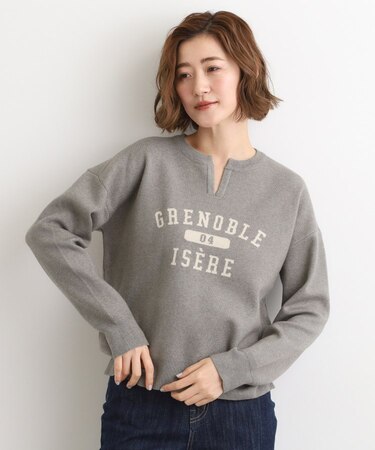 カレッジロゴキーネックニット