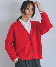 秋に映える ニットカーディガン