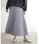 【石川梨華さん着用】すっきり見えて、やさしく揺れる。大人のスエードライクプリーツスカート