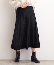 【石川梨華さん着用】レース柄ジャカードプリーツ風ニットスカート【SET UP対応】