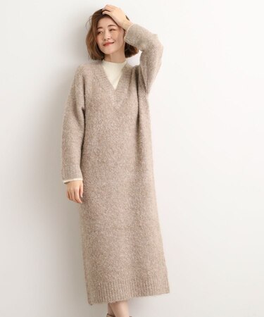 一枚でレイヤードコーデ完成！ブークレーニットワンピース