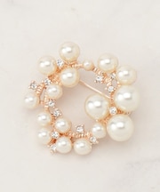 ラウンドパール調ブローチ