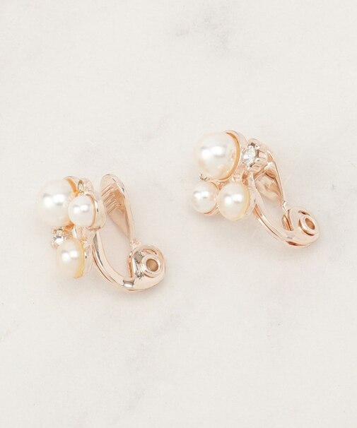 痛くなりにくいパール調ビジューイヤリング