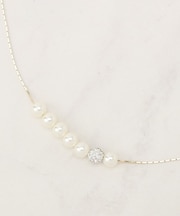 パール調ロンデルネックレス