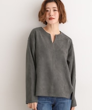 スエード調キーネックプルオーバー