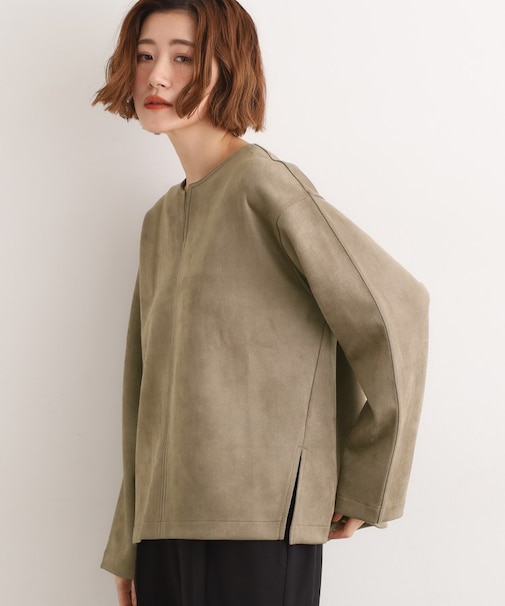 スエード調キーネックプルオーバー