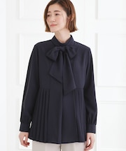 【マシンウォッシュ/防シワ/UVカット】裾プリーツ取り外しボウタイブラウス