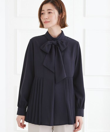 【マシンウォッシュ/防シワ/UVカット】裾プリーツ取り外しボウタイブラウス