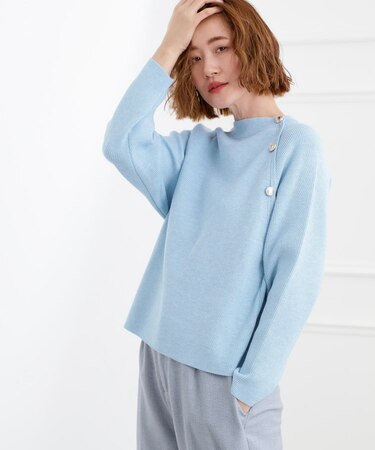 ラグランスリーブ肩釦ニット