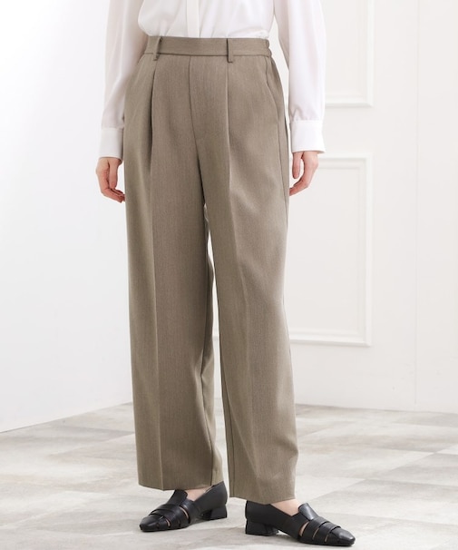 スタイリングが上品に決まる、ウールライクワイドパンツ