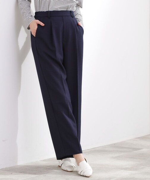 スタイリングが上品に決まる、ウールライクワイドパンツ