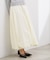 軽やかに揺れて、旬のムードを纏う エスカルゴバルーンスカート