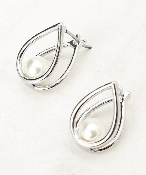 メタルドロップフェイクパールピアス