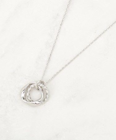 ツイストメタルダブルリングショートネックレス