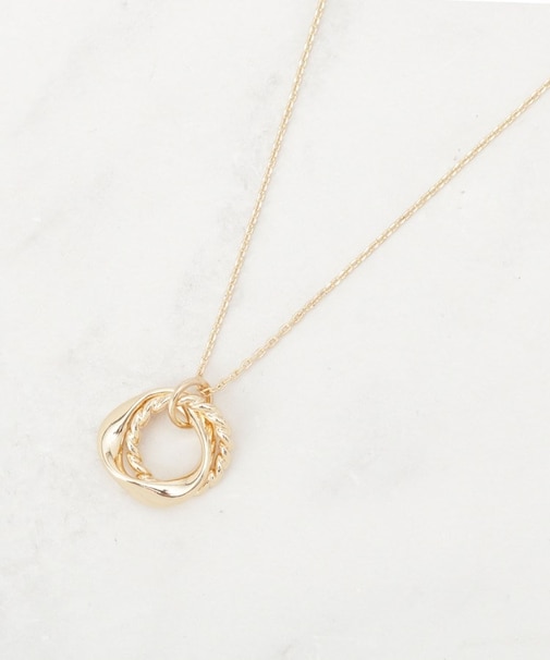ツイストメタルダブルリングショートネックレス