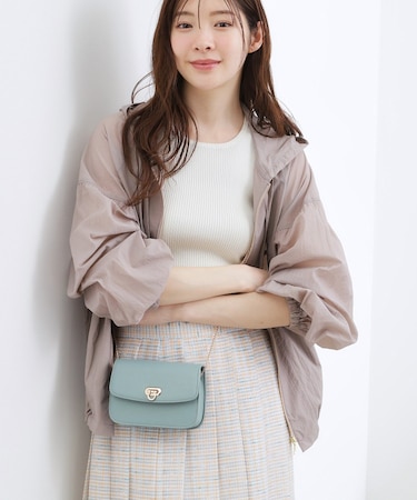 フラップチェーンミニショルダー