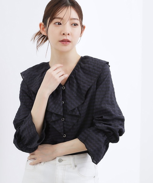 大人の華やぎチェックフリルブラウス