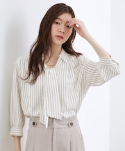 【貴島明日香さん着用・洗える】チャーム付きマルチWAYボウタイブラウス