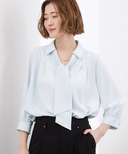 【貴島明日香さん着用・洗える】チャーム付きマルチWAYボウタイブラウス