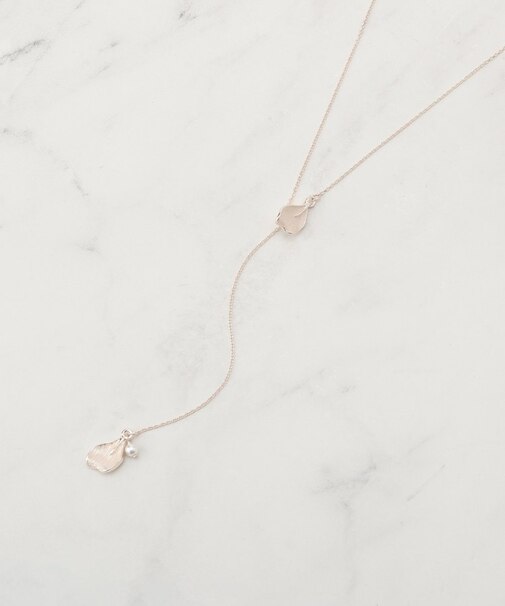 メタルエポフラワーペタルネックレス