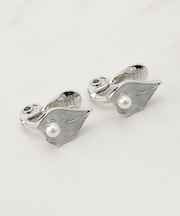 【痛くなりにくい】メタルエポフラワーペタルイヤリング