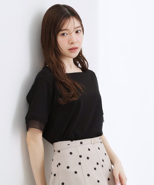 【二の腕カバー】袖口シアースクエアネックTシャツ