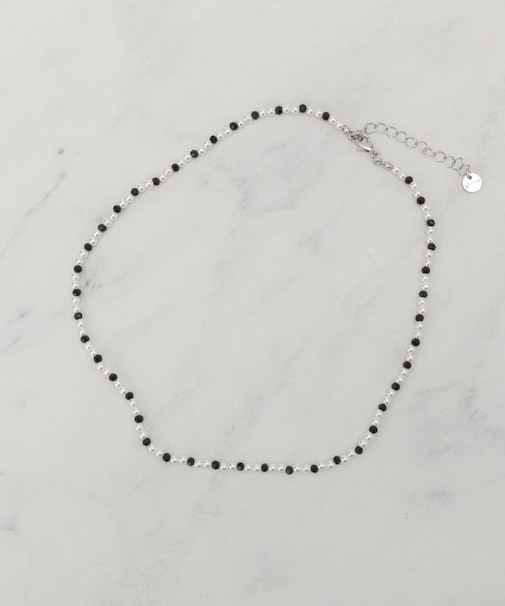 プチパール調ショートネックレス