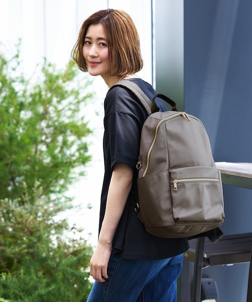 【A4・撥水】大人気！人間工学多機能リュック