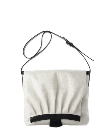 TRIS（トリス）ショルダーバッグM