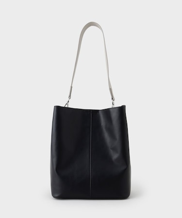 【合皮】ワンショルダーミドルバッグ