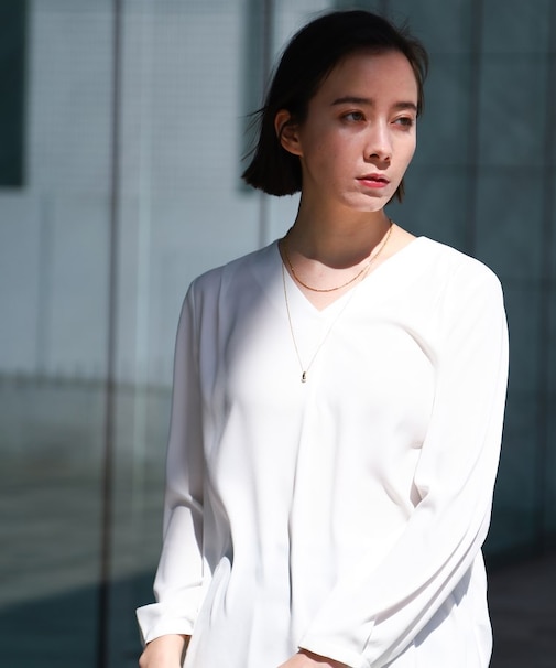 【洗える/通勤/UV/吸水速乾】Vネックブラウス