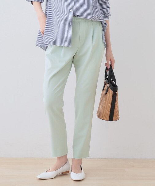 【洗える／ストレッチ】タックテーパードパンツ